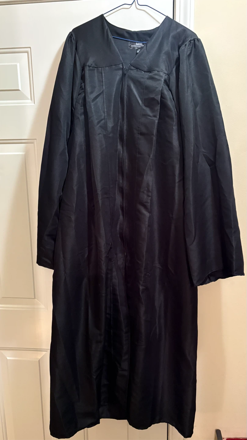 Balfour Graduation Gown - Size Ultra