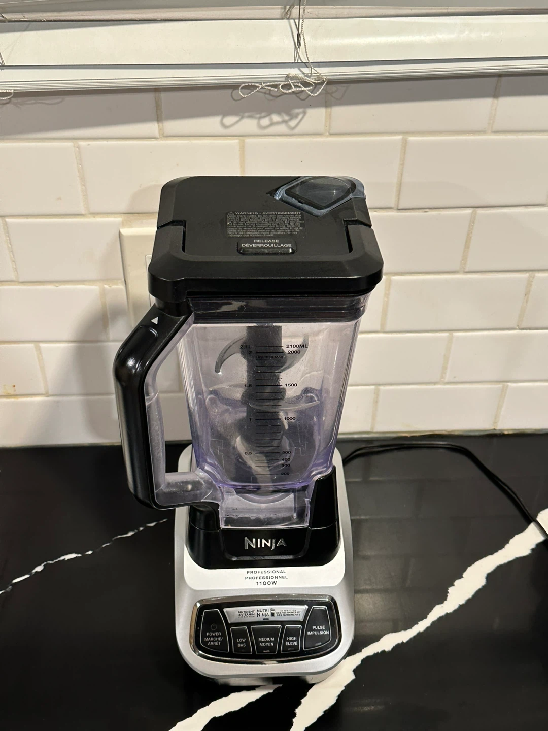 Ninja Professional 1100W Blender System - photo 3