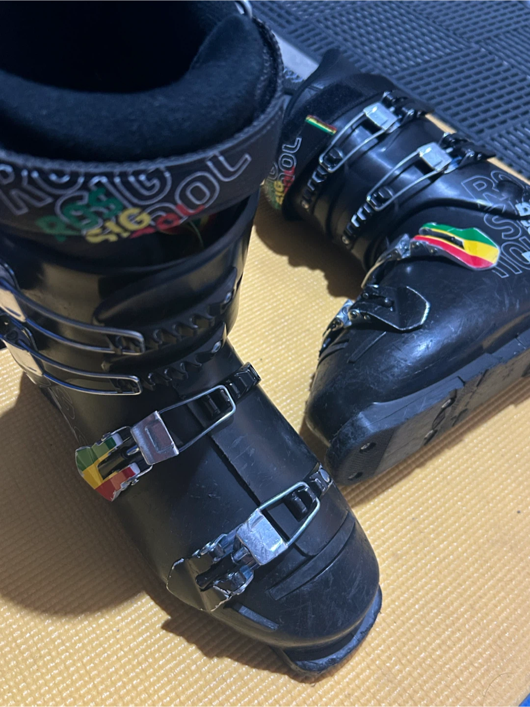 Rossignol ski boots size 7.5-8mens 298mm - photo 4