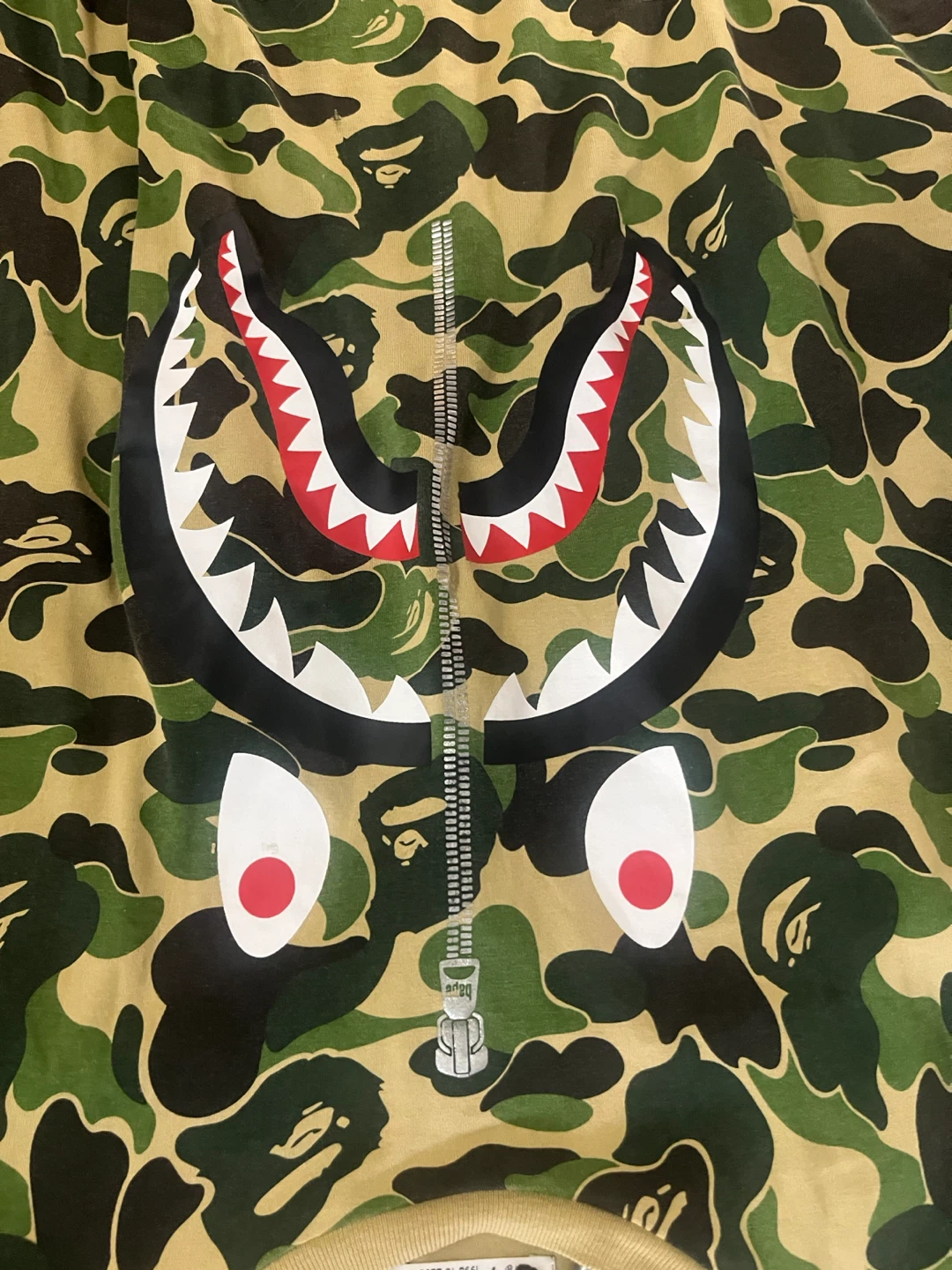 A Bathing Ape Camo Shark T-Shirt size XL Ua authentic - photo 3