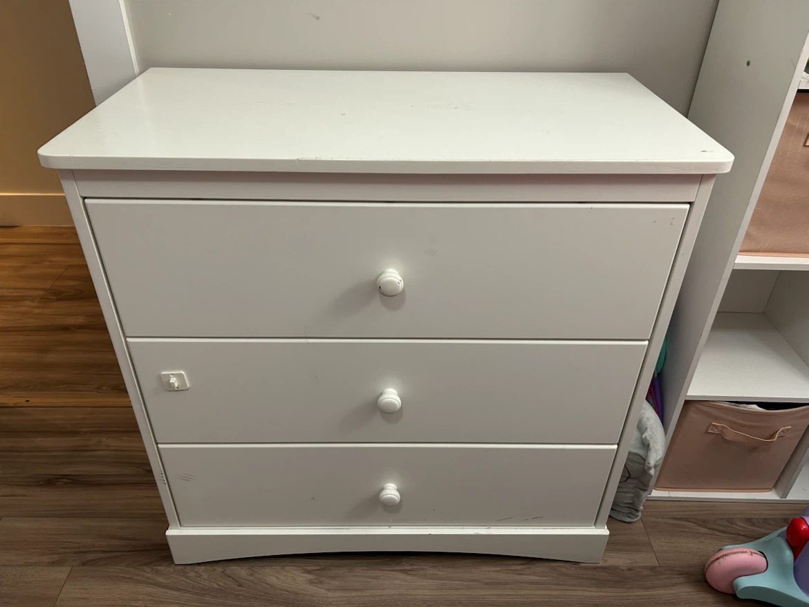 White 3-Drawer Chest