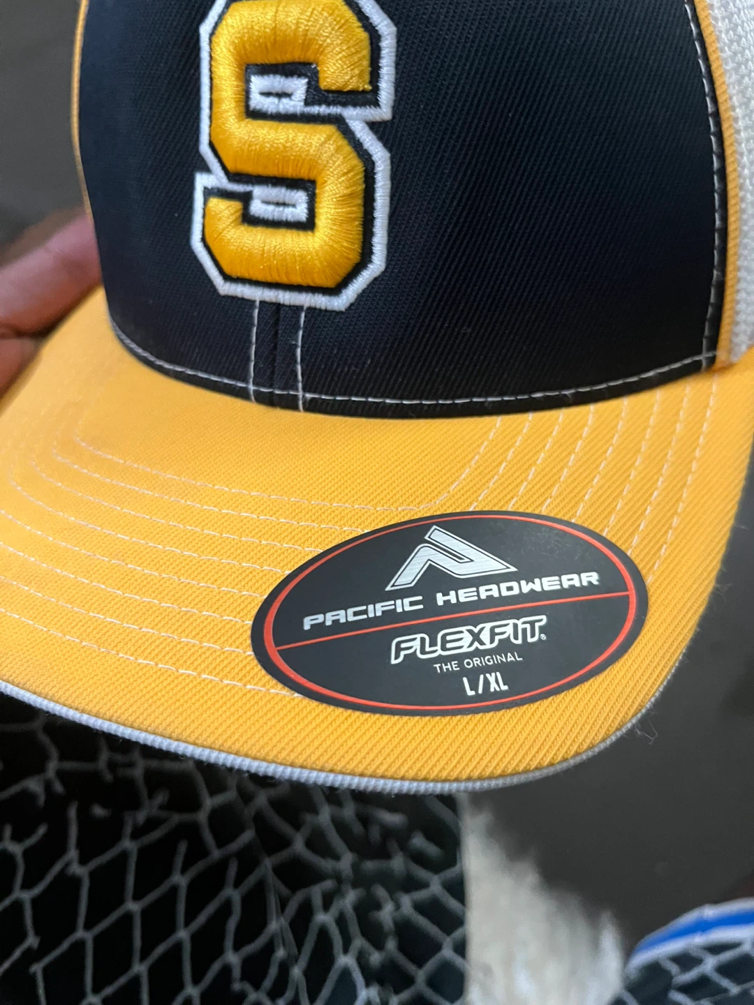 Pacific Headwear Flexfit 404F Trucker Cap L/XL - photo 2