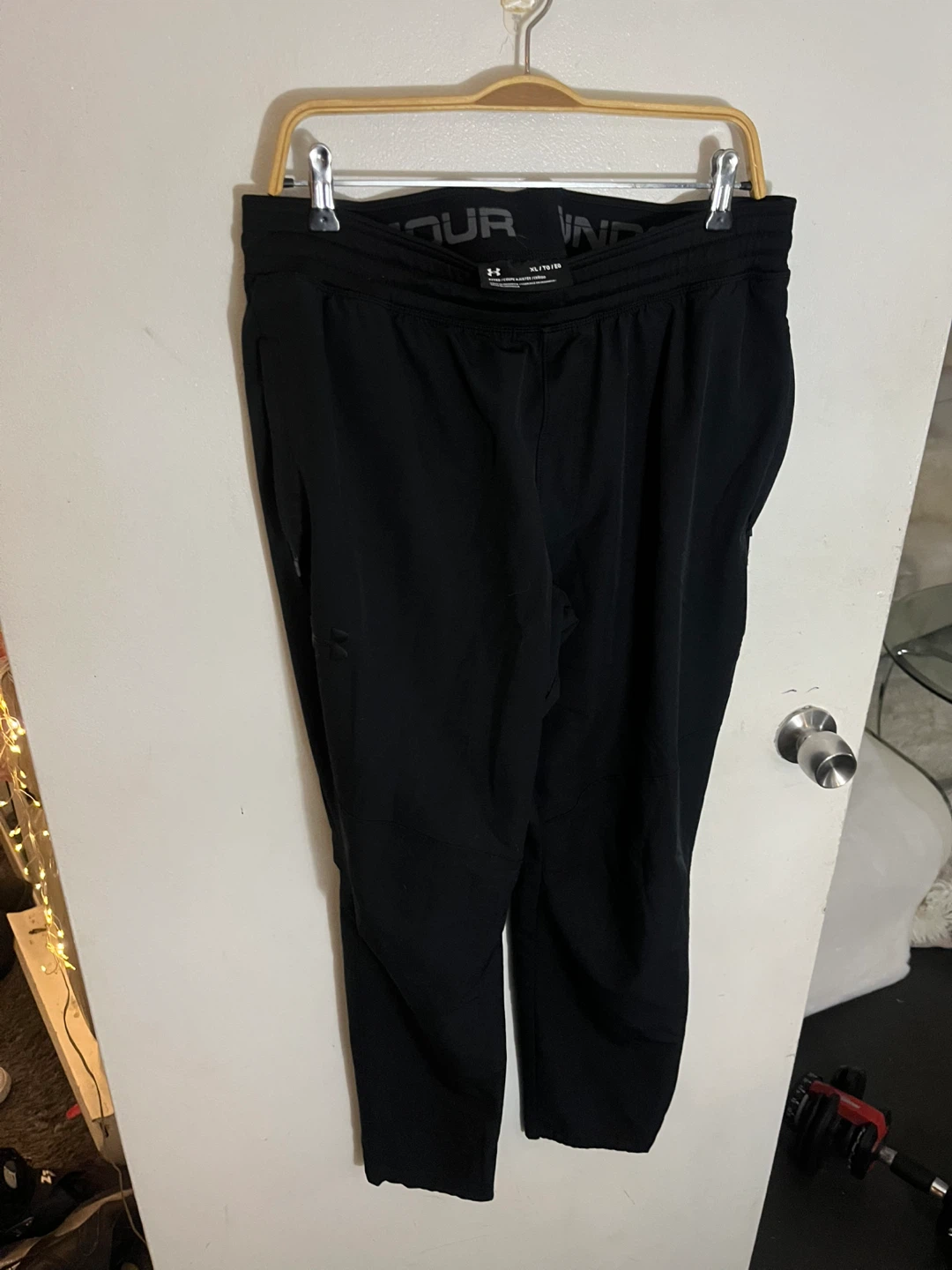 Under Armour Fitted Athletic Pants Black XL