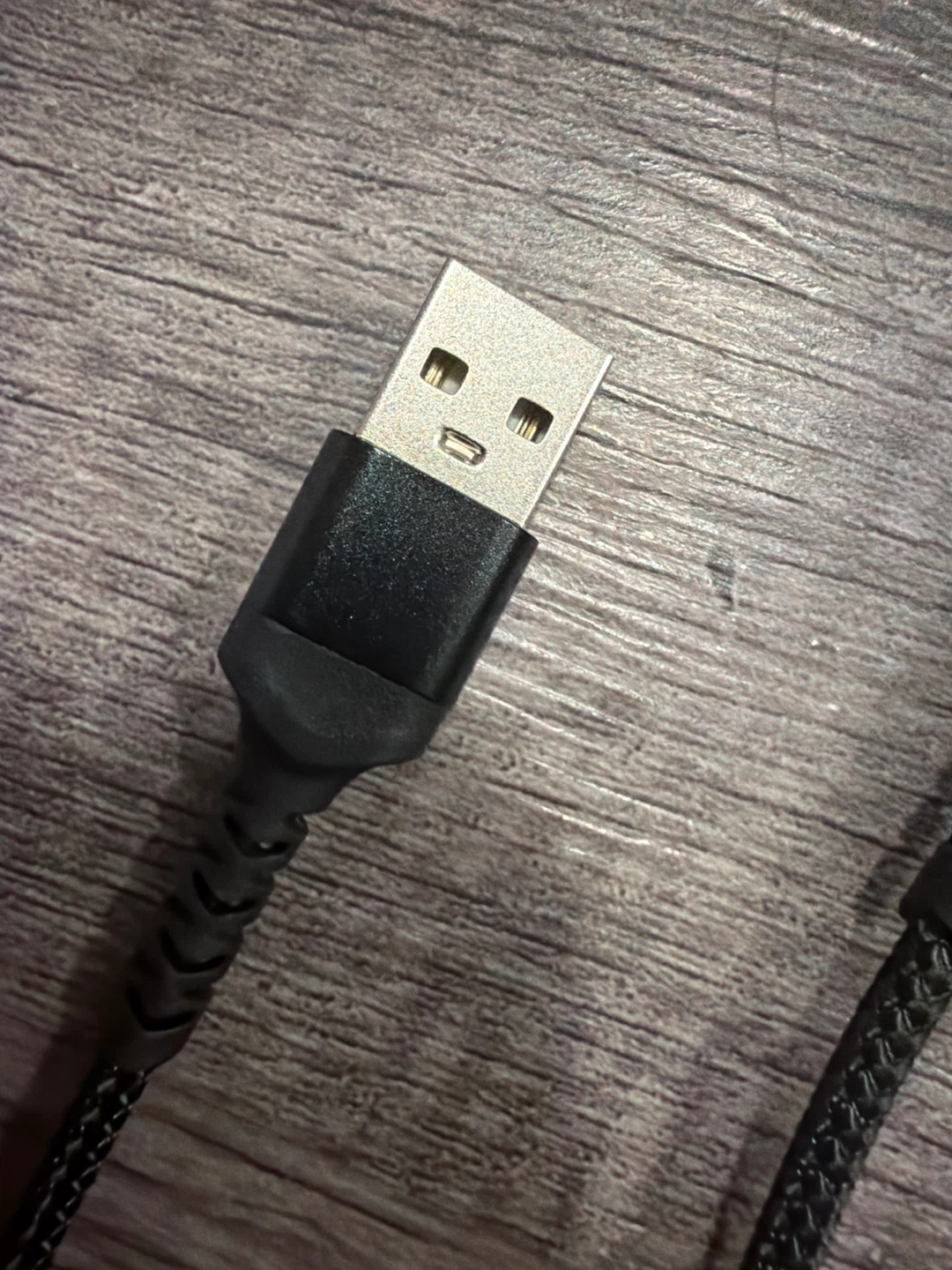 Black Right-Angle Lightning to USB Cable 0.3m - photo 4