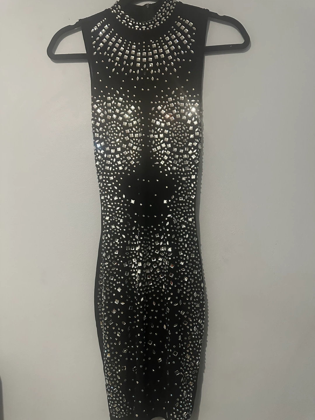 Black Embellished Sleeveless Dress - photo 2