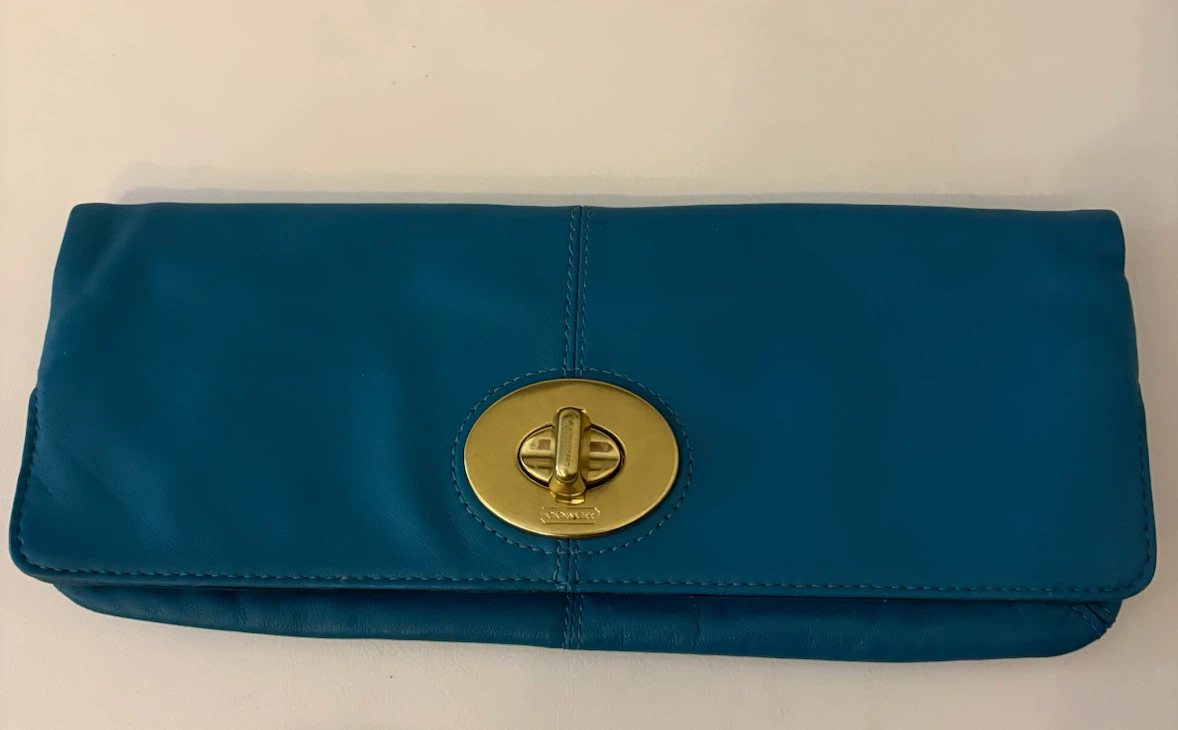 AUTHENTIC Y2K Coach Clutch Turn Lock TURQUOISE - photo 5