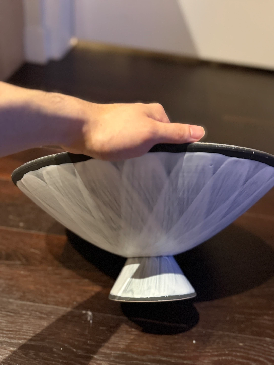 Limited edition CB2 Nicholas Obeid Pedestal Bowl - photo 3
