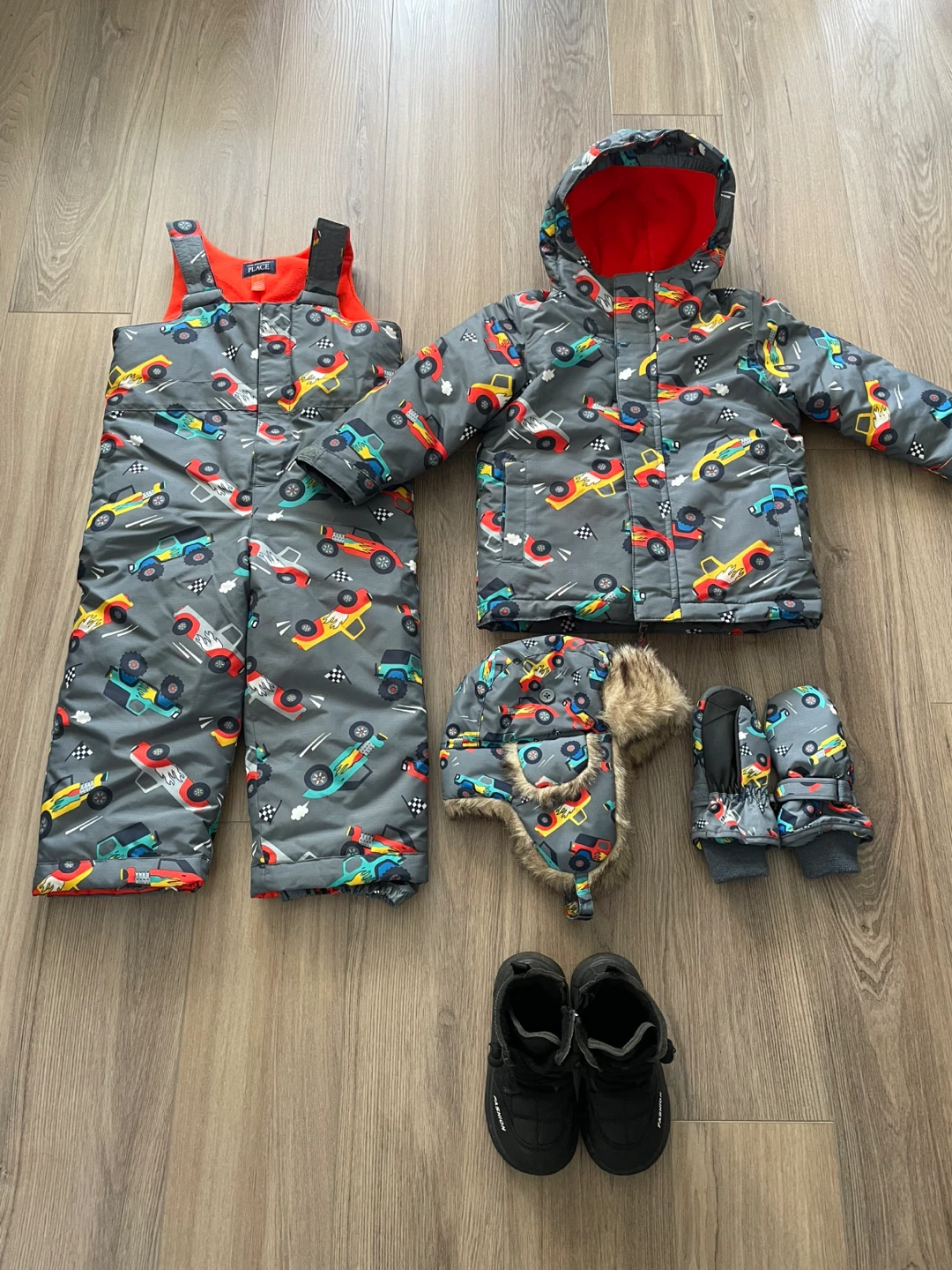 Mint Condition Snow Suit Bundle For Toddler