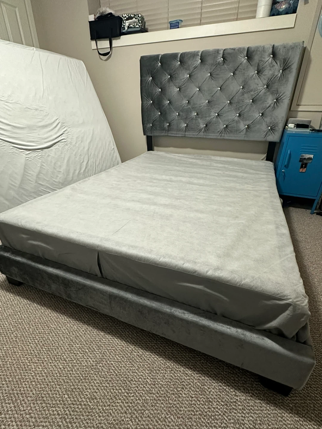 🛏️ Full-Size Bed Set – $250 or best offer - photo 2