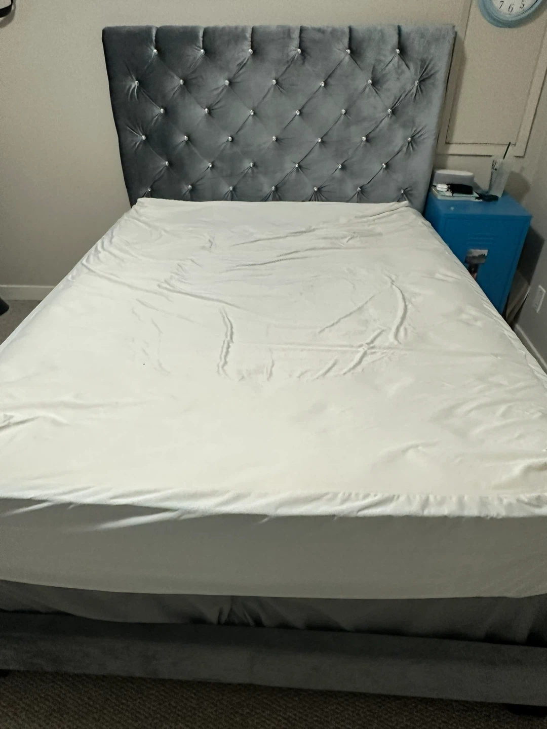 🛏️ Full-Size Bed Set – $250 or best offer - photo 3