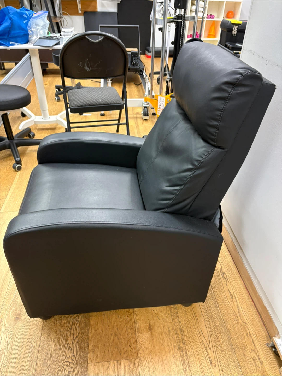 Black PU Leather Recliner Chair - photo 2