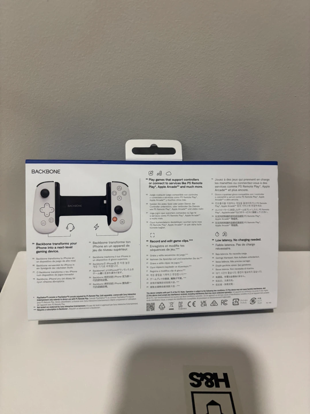 Backbone PlayStation Edition for iPhone - photo 3