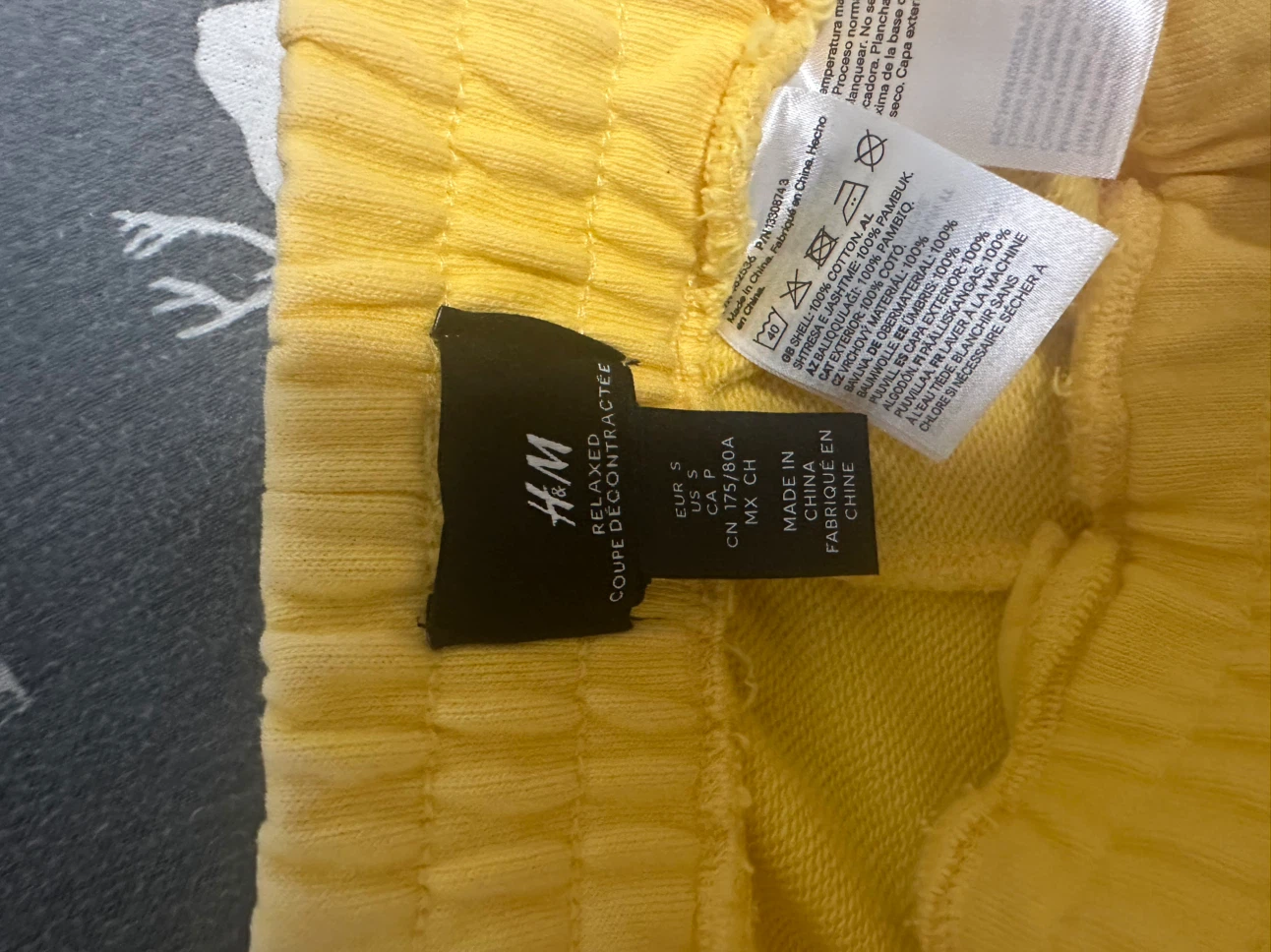 H&M Relaxed Fit Yellow Sweatpants - photo 3