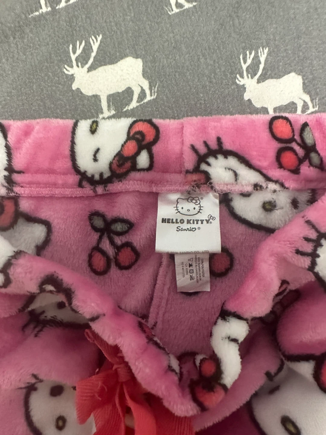 Hello Kitty fleece pajama bottoms - photo 2