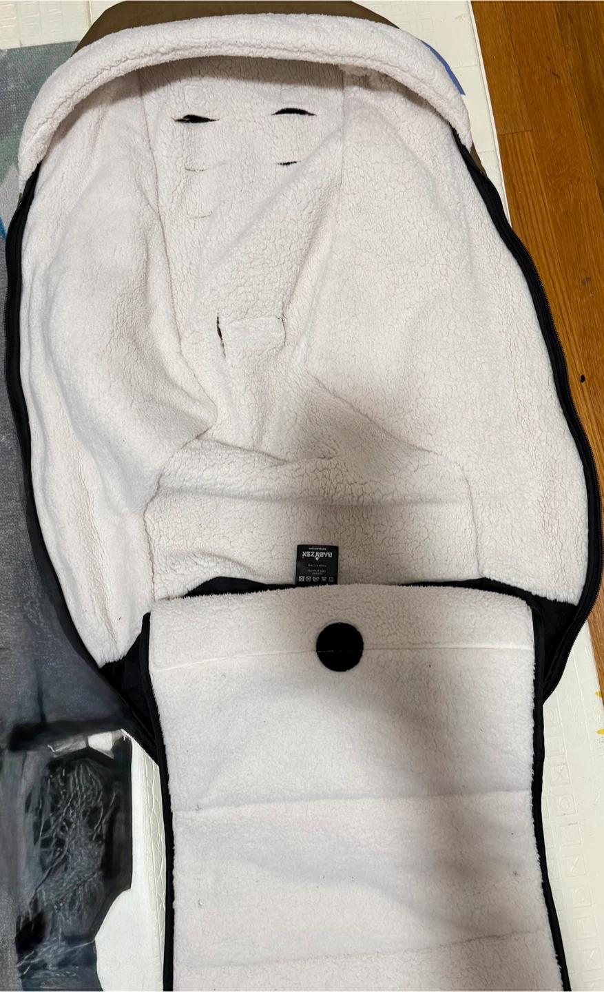 BABYZEN YOYO STROLLER+ FOOTMUFF+ CAR SEAT ADAPTERS - photo 5