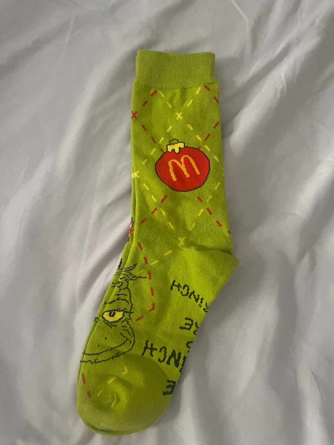 McDonalds The Grinch Socks Brand New - photo 3