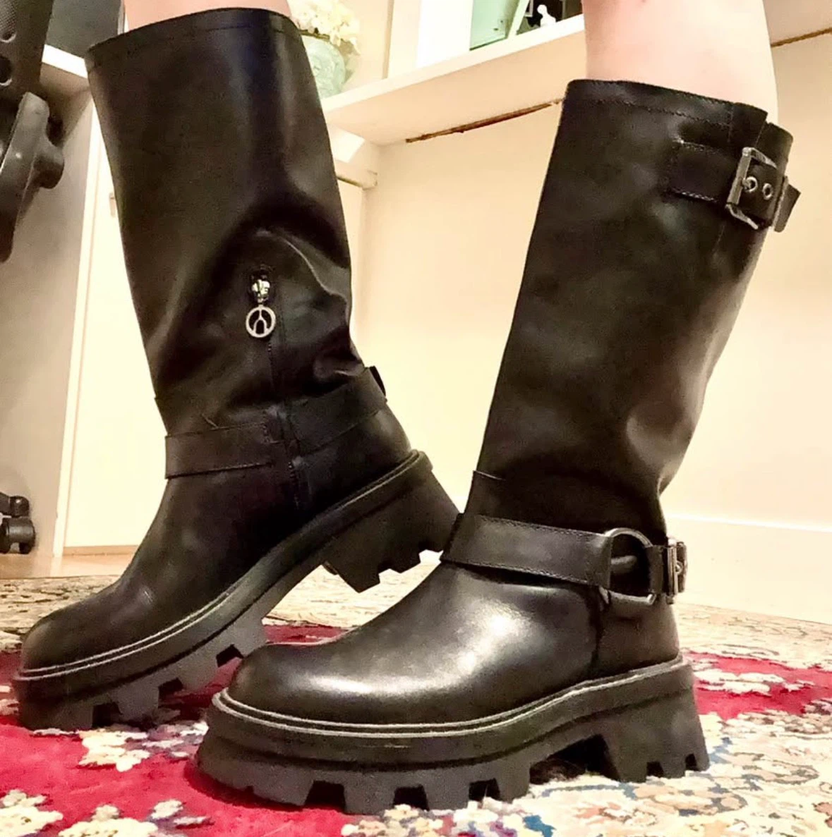 Wishbone Knee High Boots (size 8) - photo 3