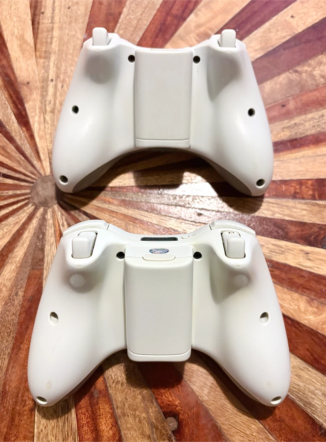 Xbox 360 Game Controllers - photo 3