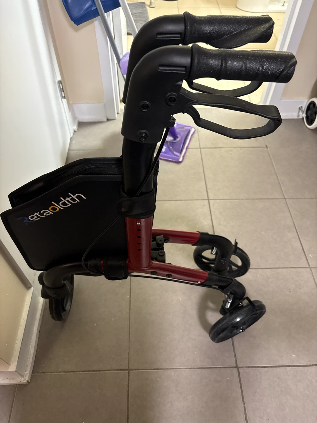 Retaoldth 3-Wheel Rollator Walking Aid - photo 3