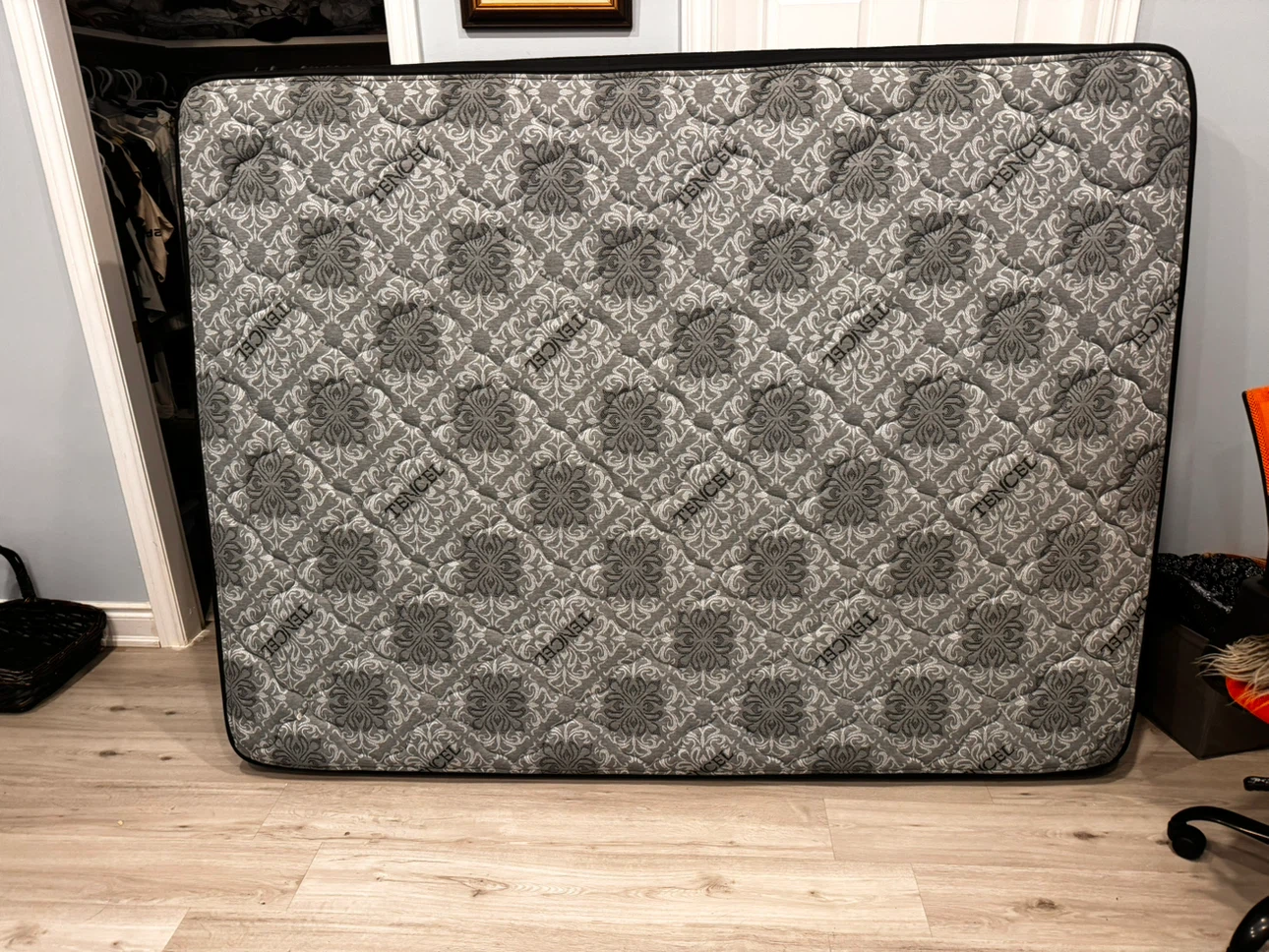 Tencel Queen Size Mattress - photo 2