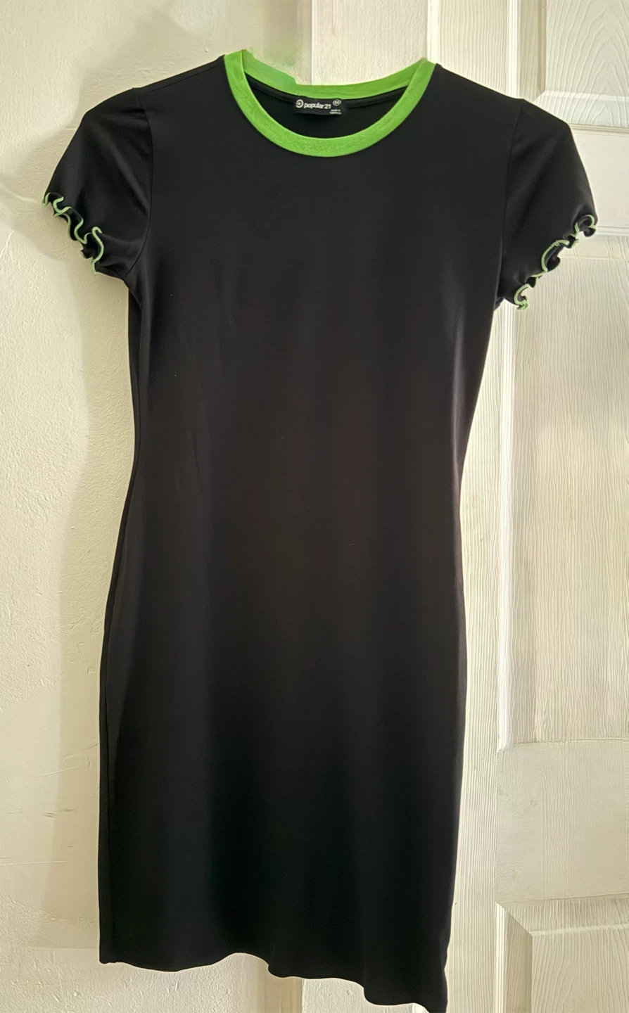 Popular 21 Black & Neon Green Fitted Mini Dress Size M