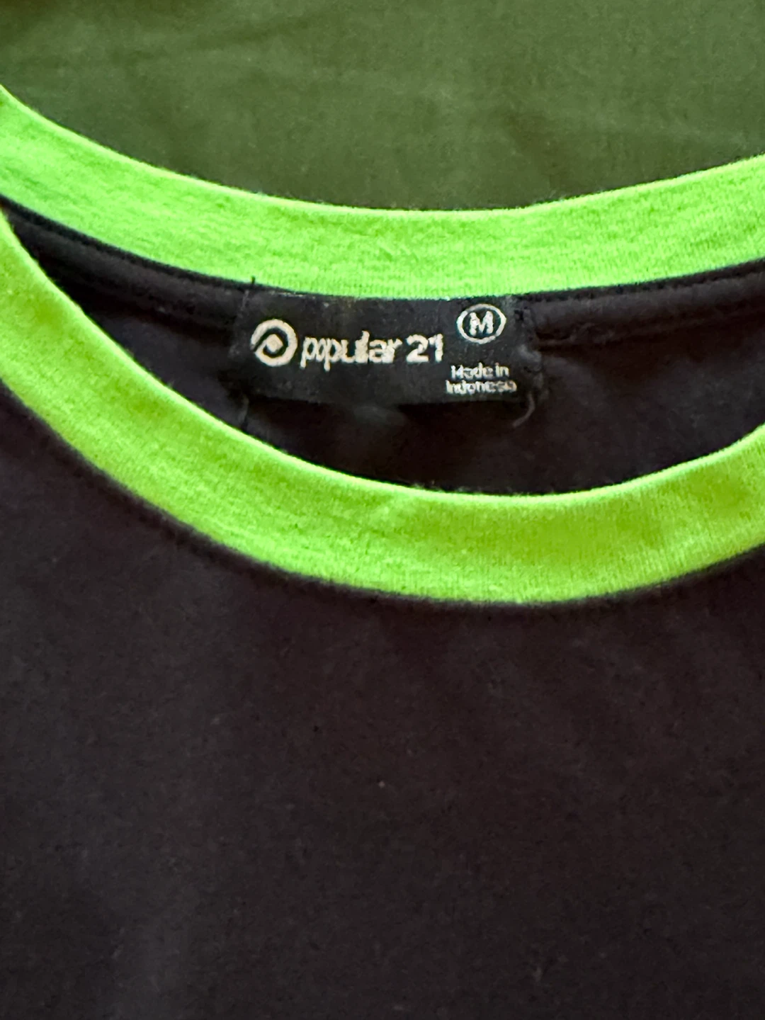 Popular 21 Black & Neon Green Fitted Mini Dress Size M - photo 5