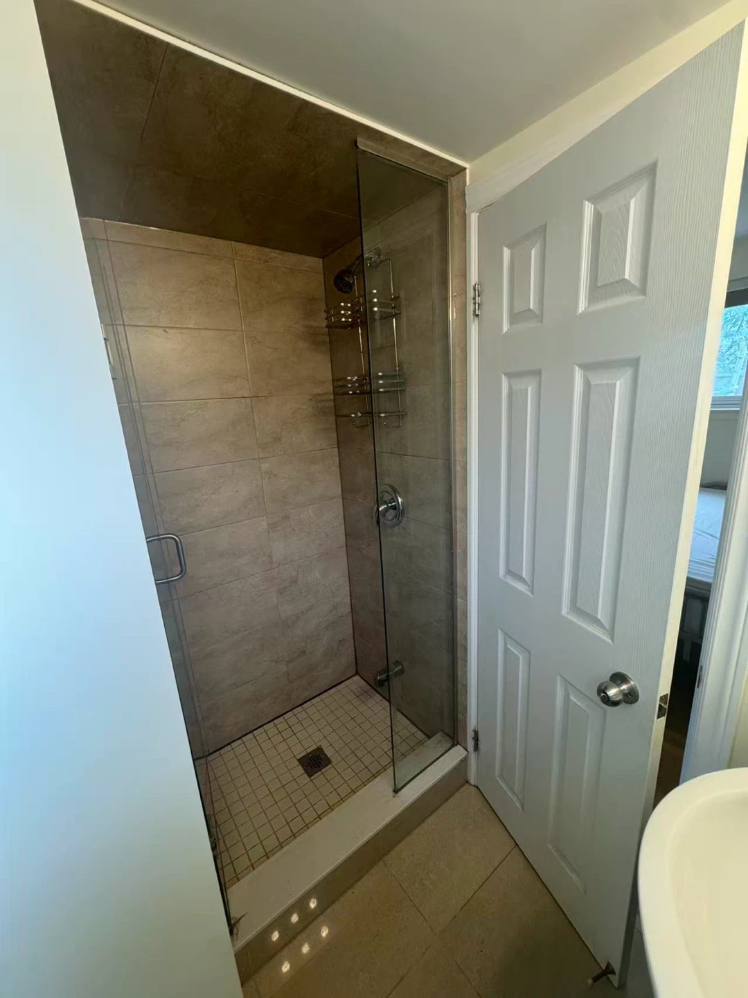 Sheppard/Midland suite bedroom(main floor) with private washroom - photo 5