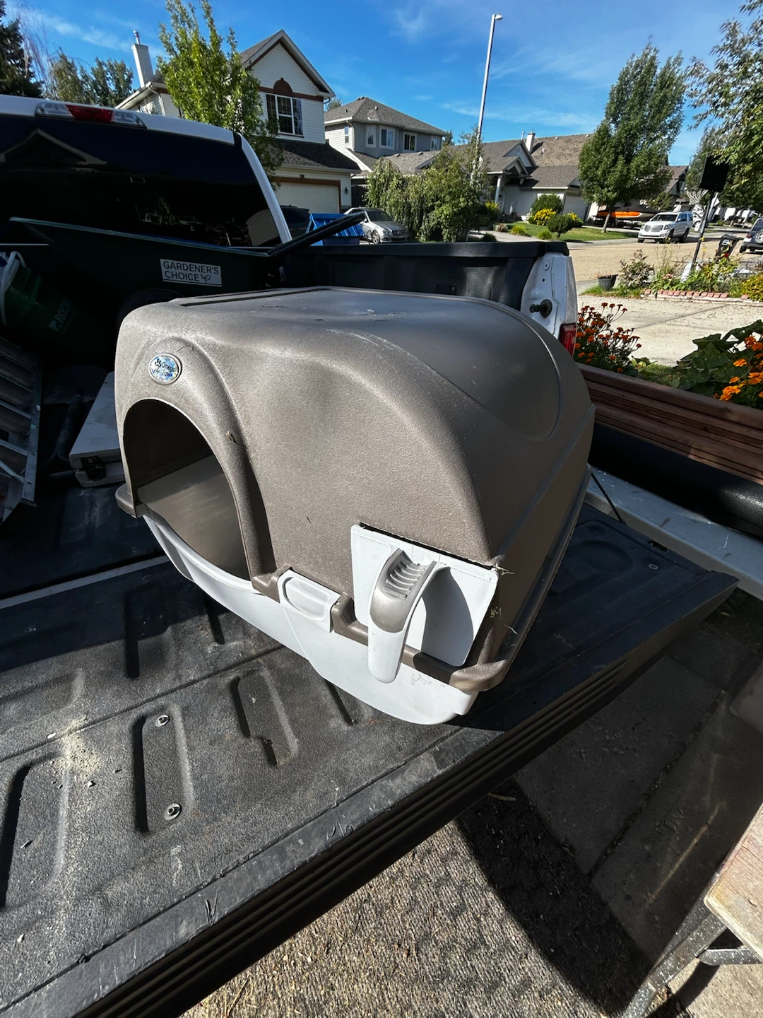 Omega Paw Self-Cleaning Litter Box
