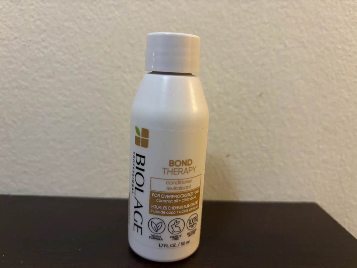 CLEARANCE-Biolage Bond Therapy Conditioner 1.7 oz