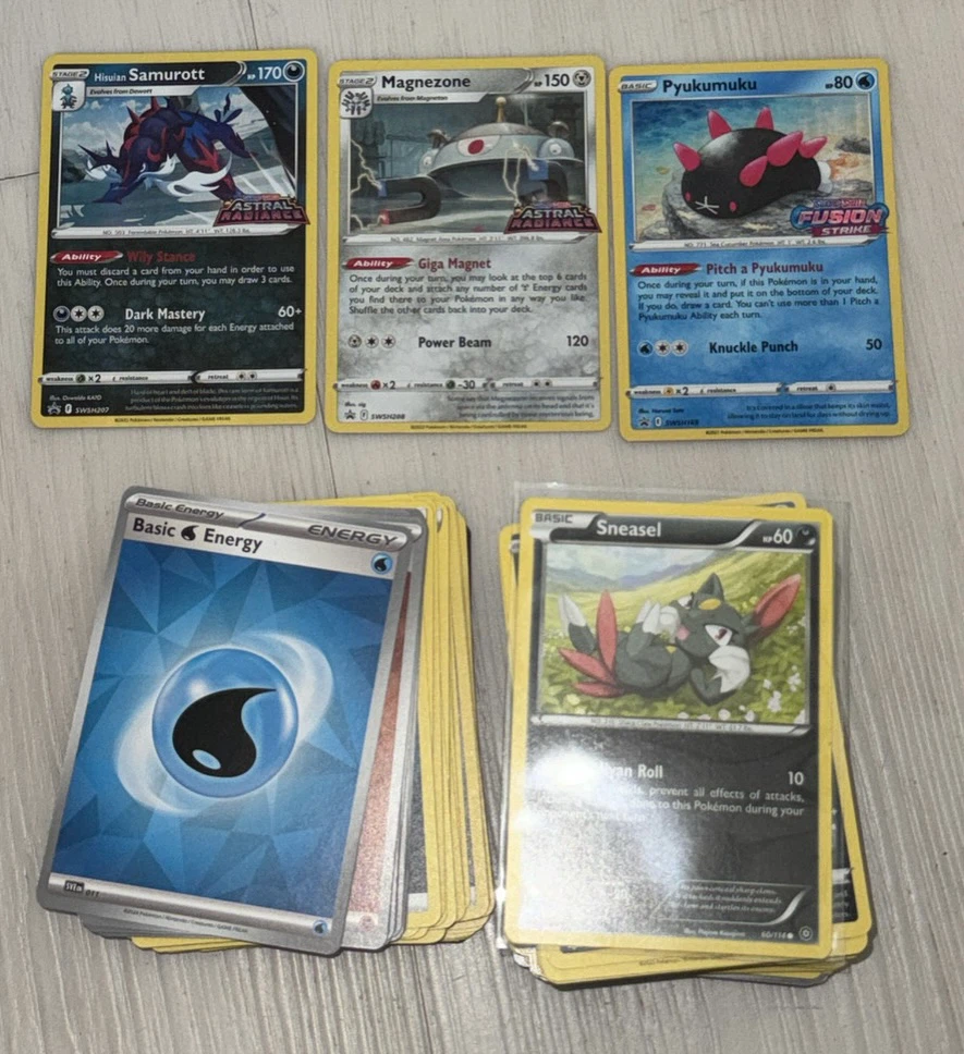 Small Pokémon card lot