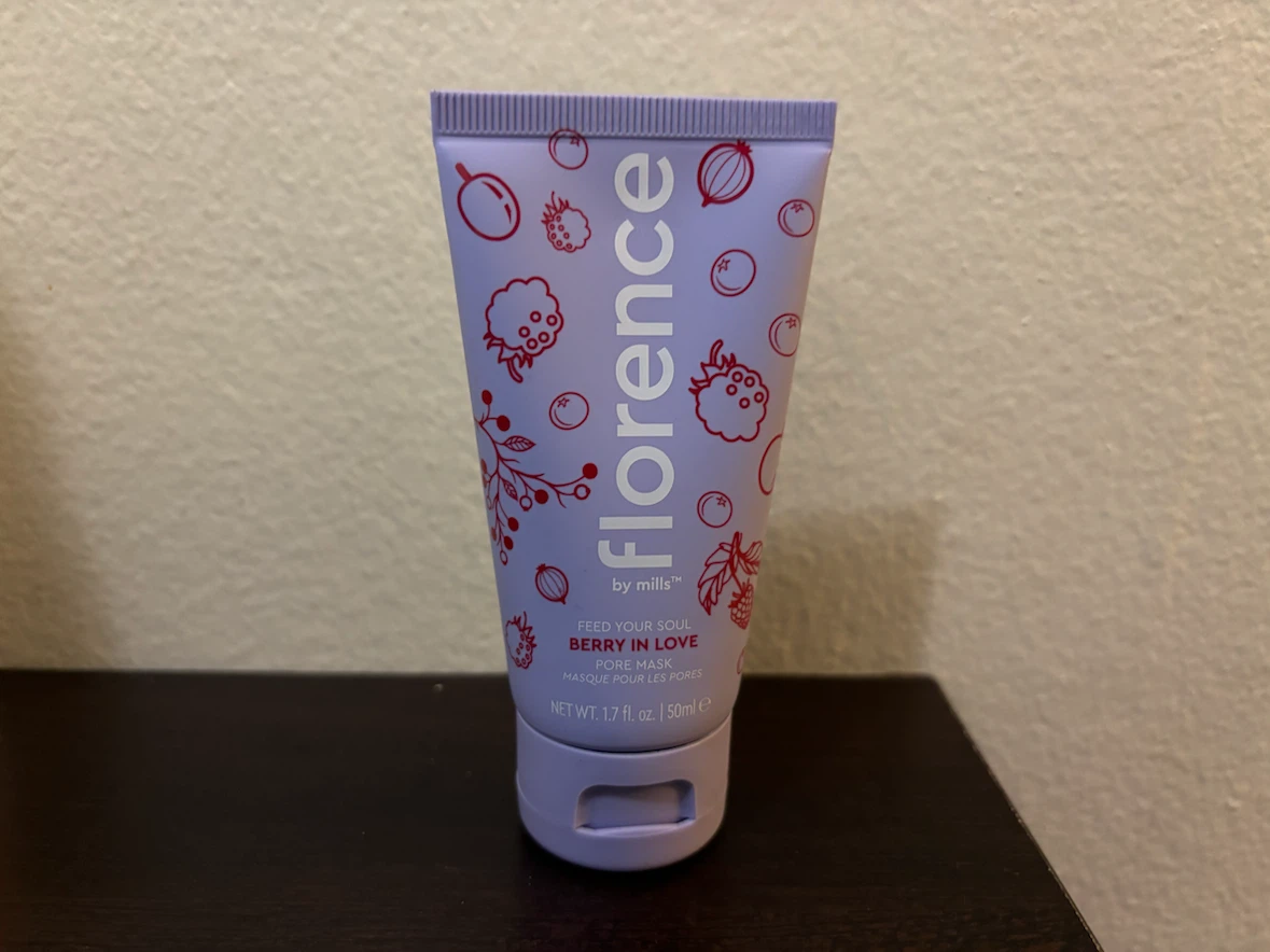 CLEARANCE-Florence by Mills Berry in Love Pore Mask