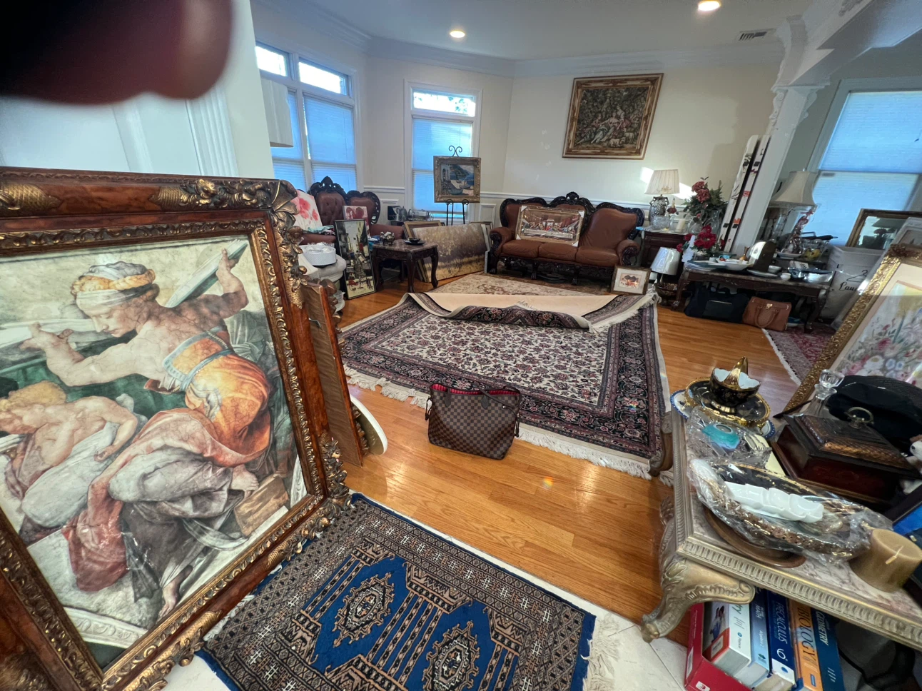 Very large home everything must sell quickly