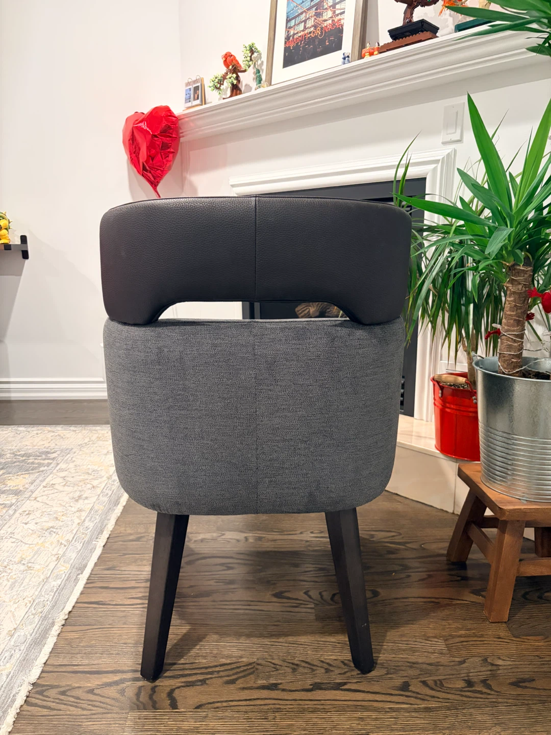 Modern Grey Accent Chair - photo 3