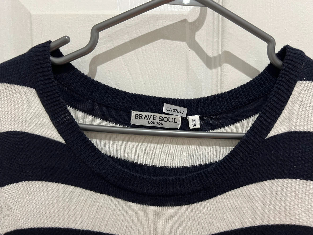 Women’s size M dresses - photo 3