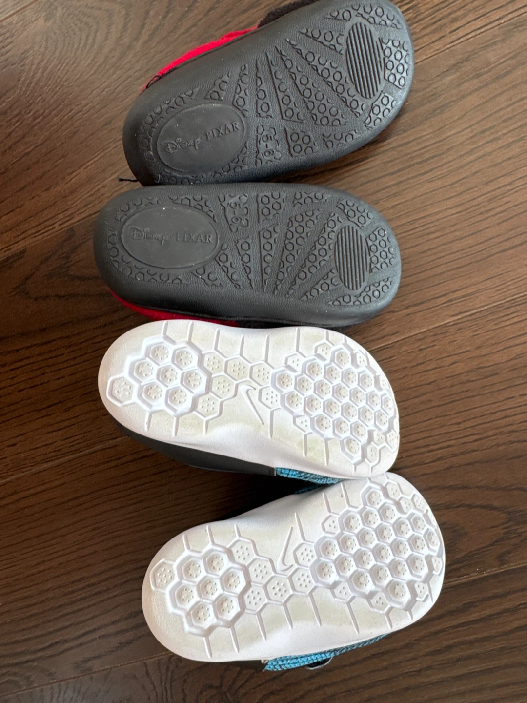 Nike Flex Runner and Disney Cars Slippers - photo 2
