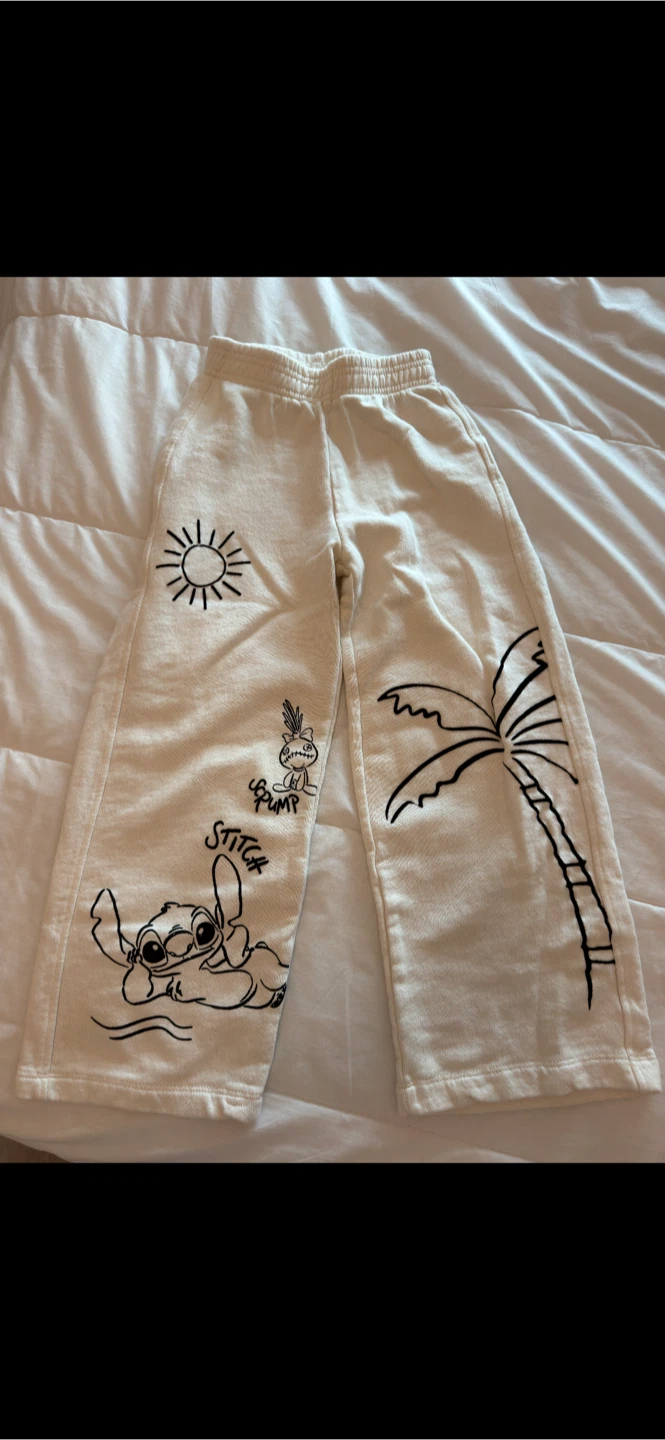 Disney Stitch Cream Sweatpants