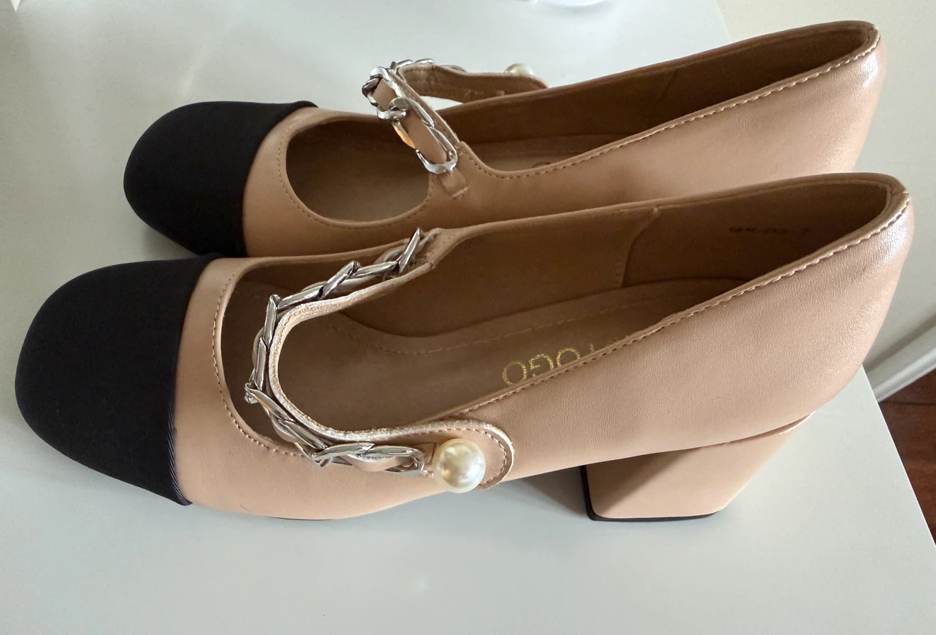 GOTOGO Woman shoes. Beige and Black Block Heel Pumps - photo 3