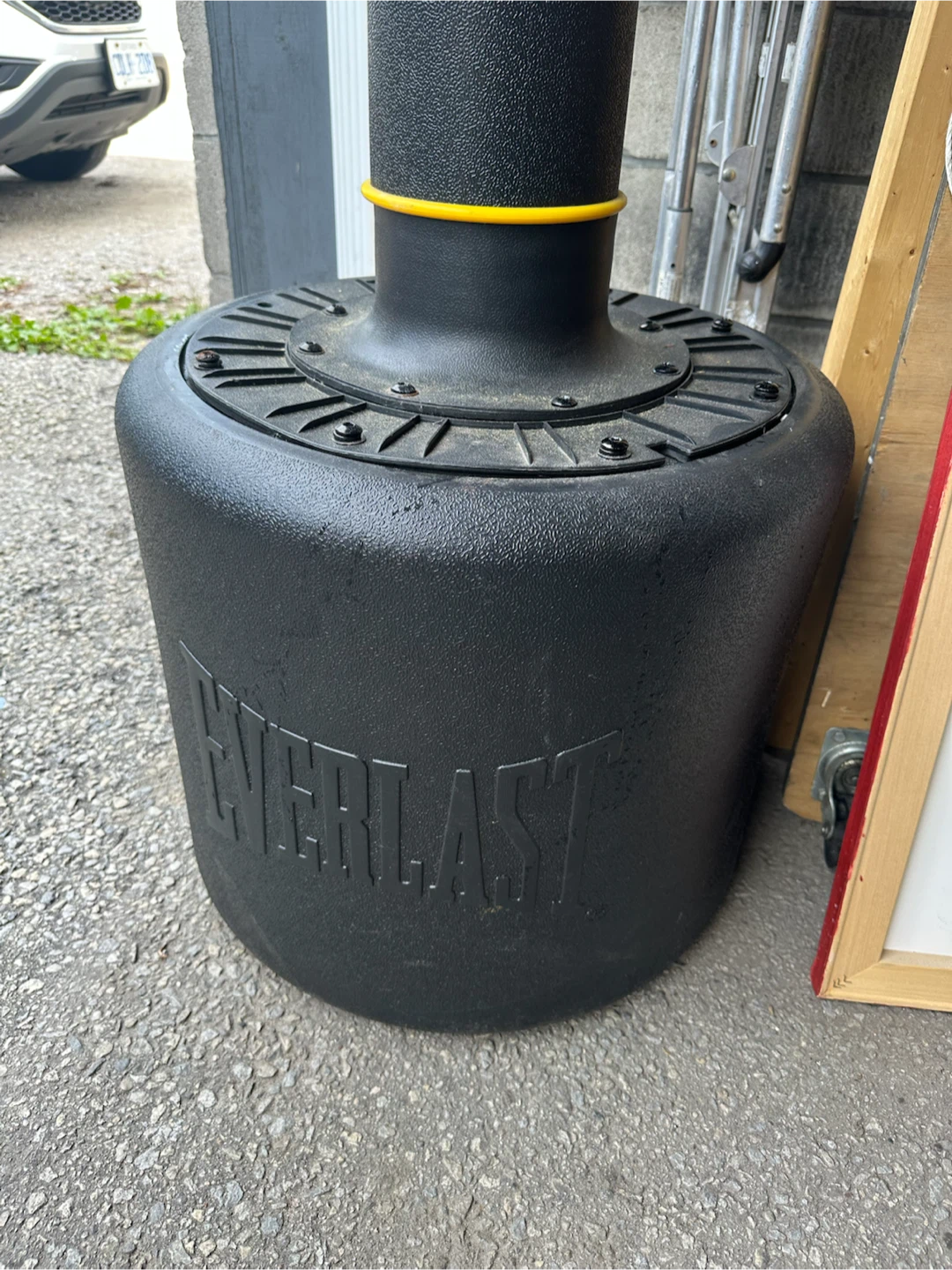 Everlast Freestanding Punching Bag - photo 3