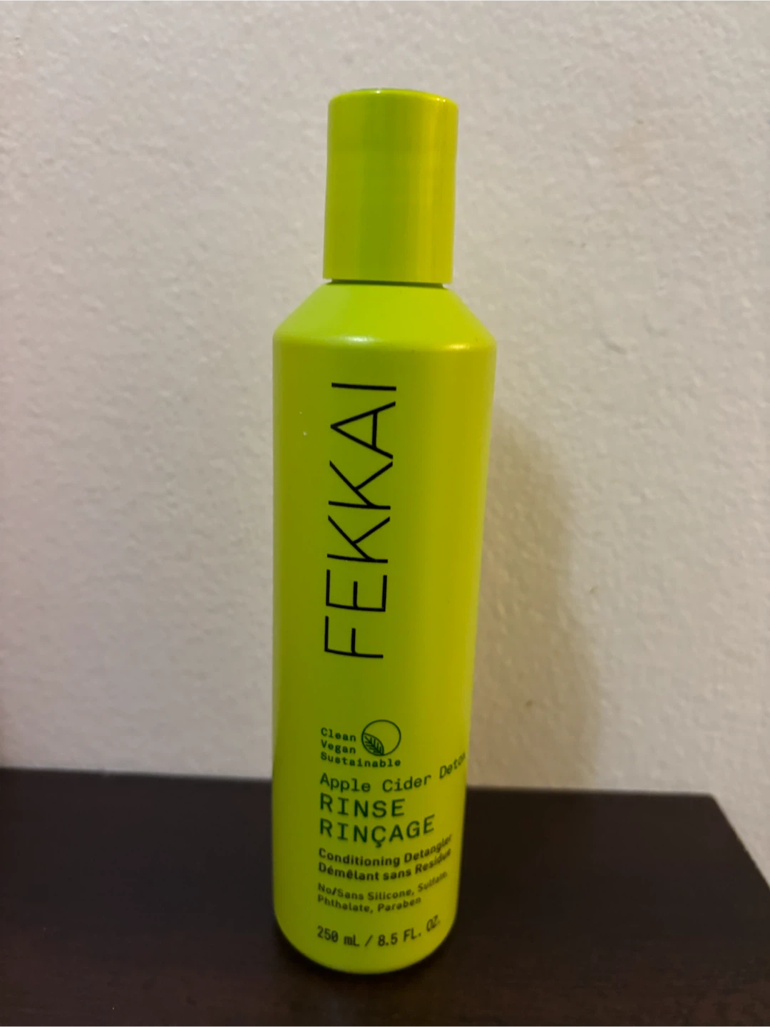 CLEARANCE-Fekkai Apple Cider Detox Rinse 8.5 oz