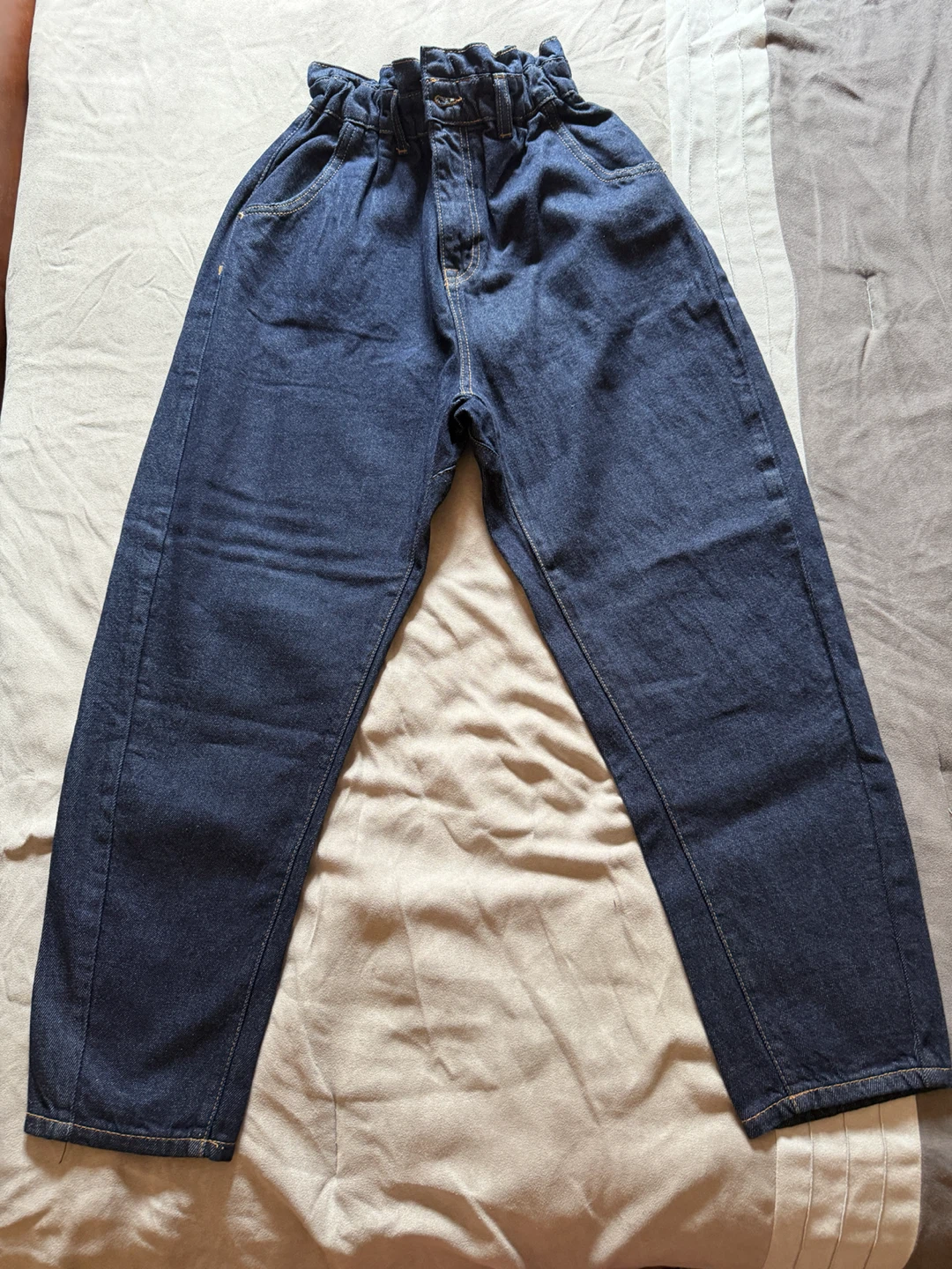 Zara woman Dark wash paperbag waist jeans