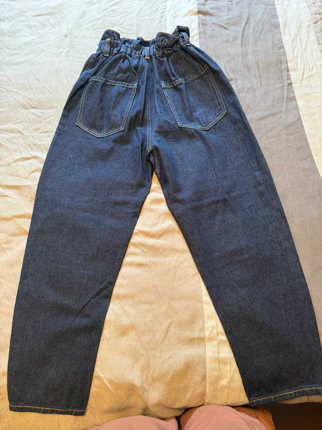 Zara woman Dark wash paperbag waist jeans - photo 2