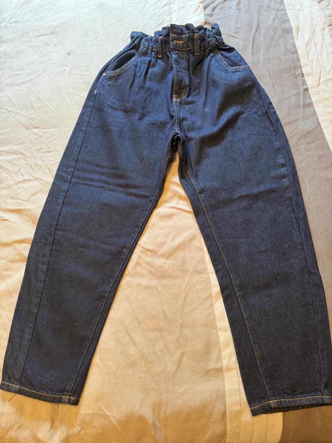 Zara woman Dark wash paperbag waist jeans - photo 3