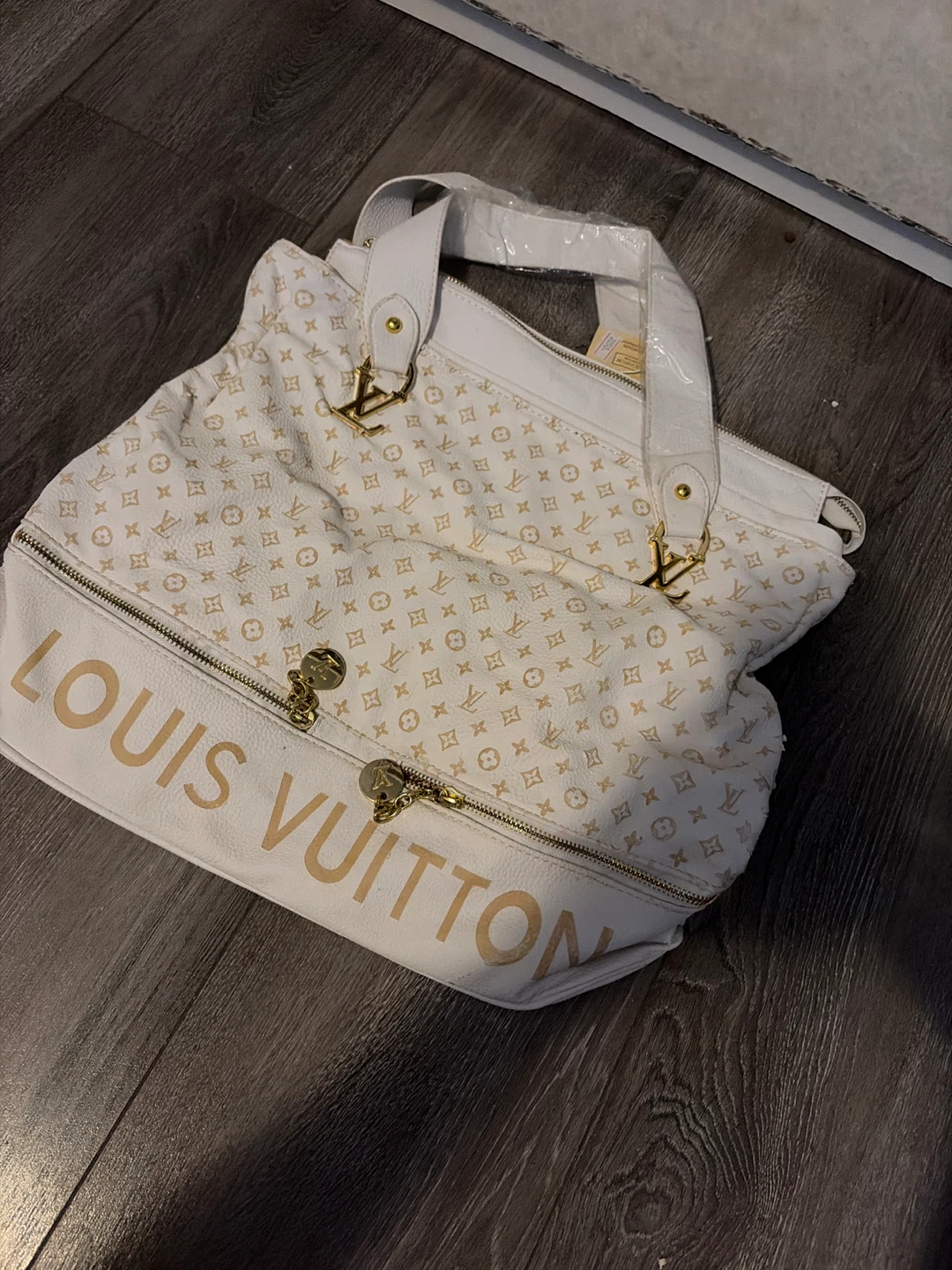 Louis Vuitton Monogram White Handbag