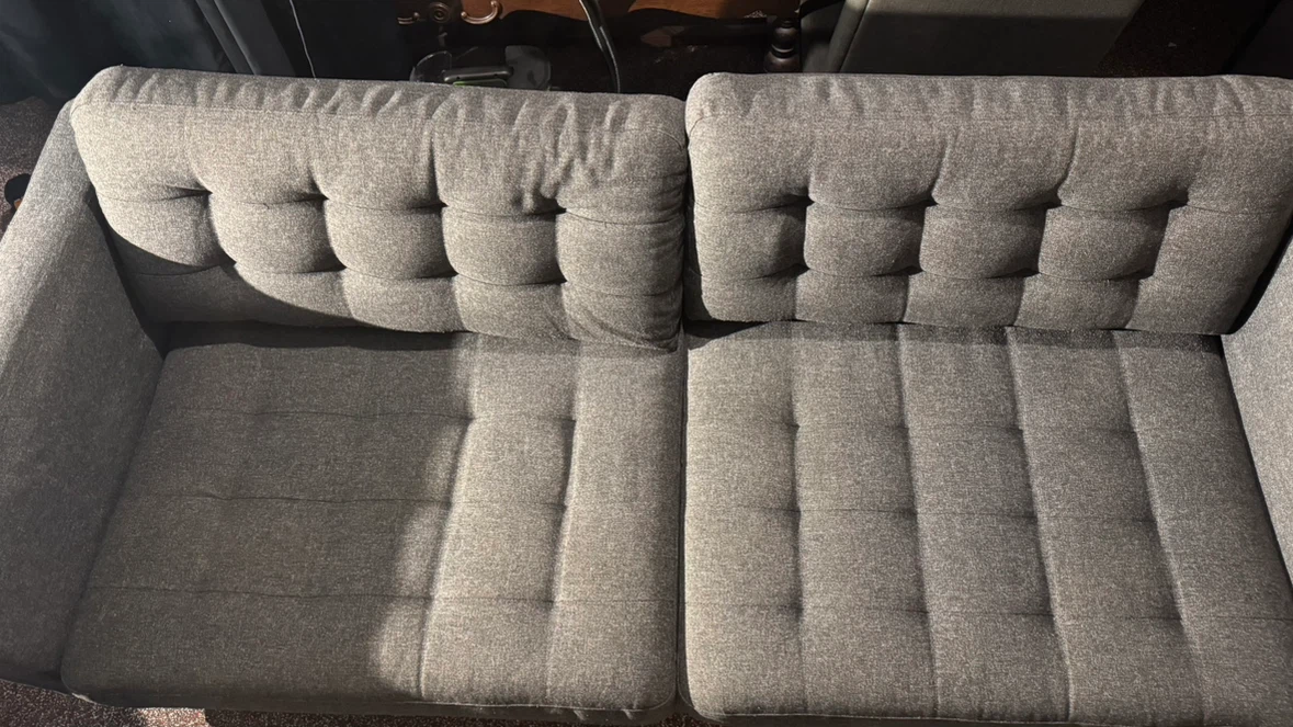 Grey tuffed IKEA Marabo (Good as new) - photo 2