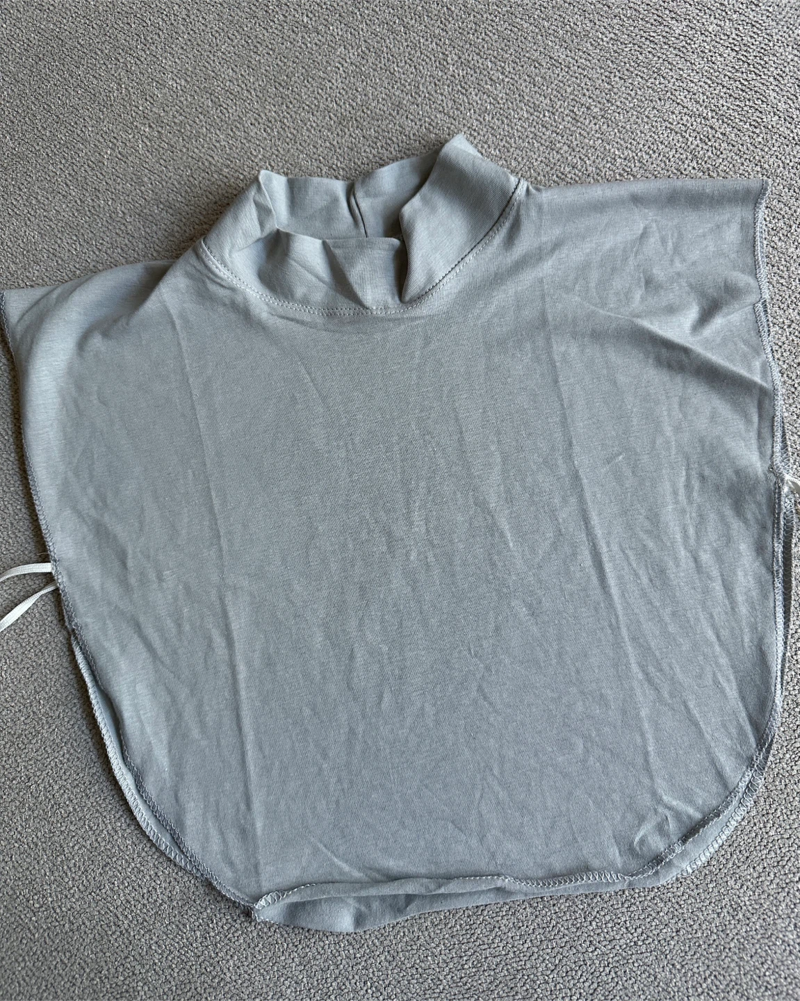 mock neck sleeveless top - new