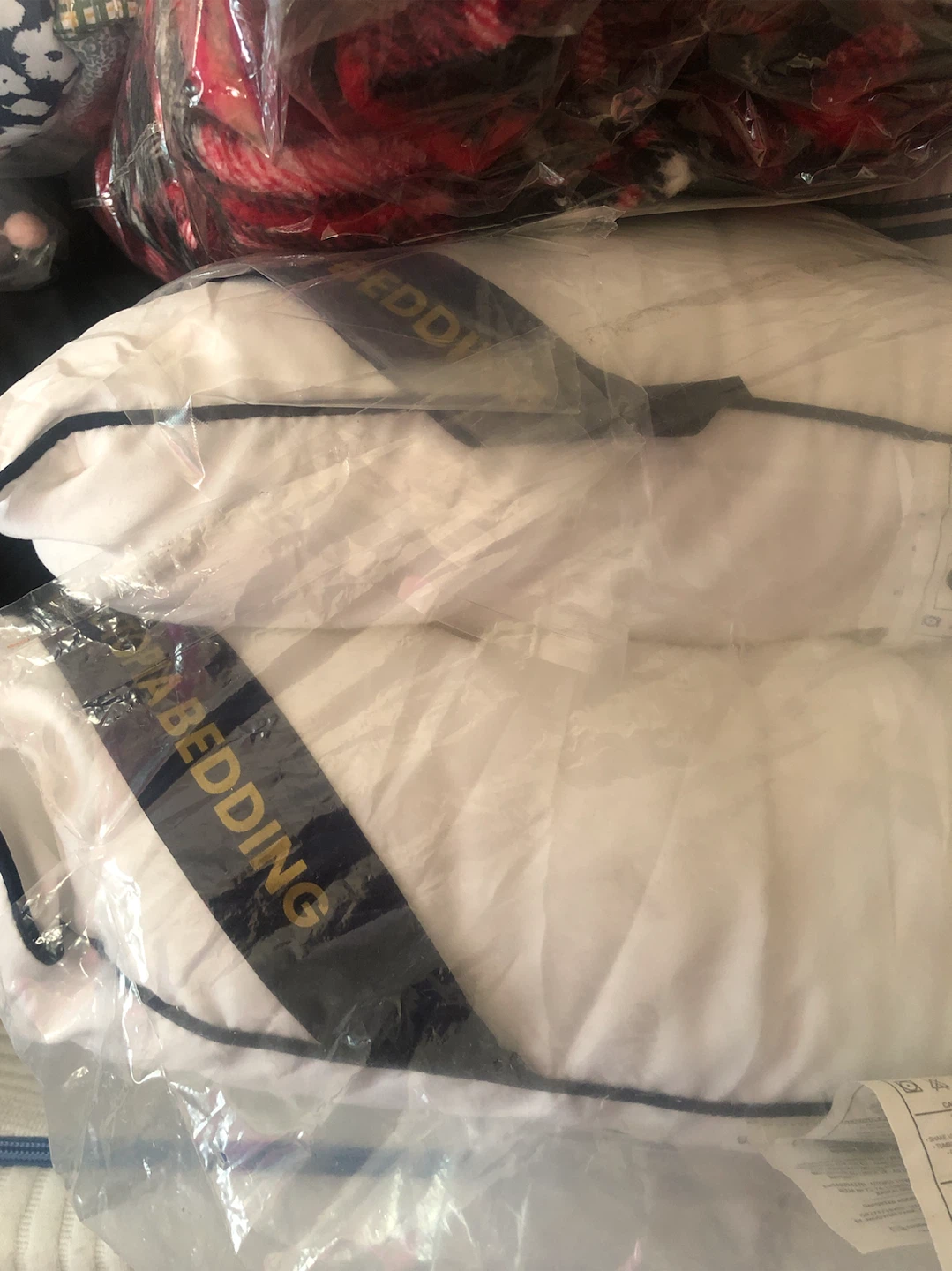 Set of twi Utopia Bedding Pillows