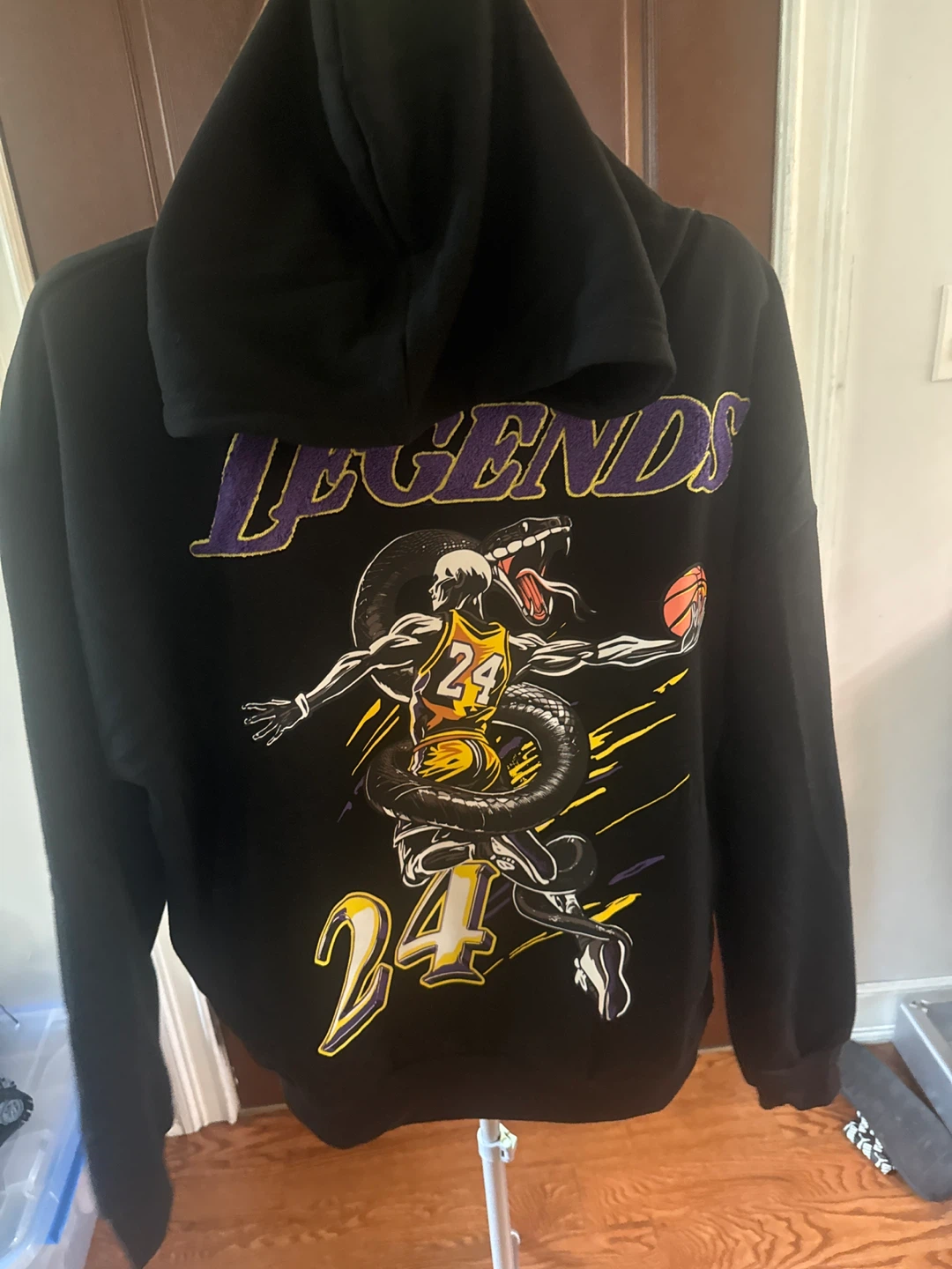 Reason Legends Kobe Bryant 24 Graphic Hoodie - photo 2