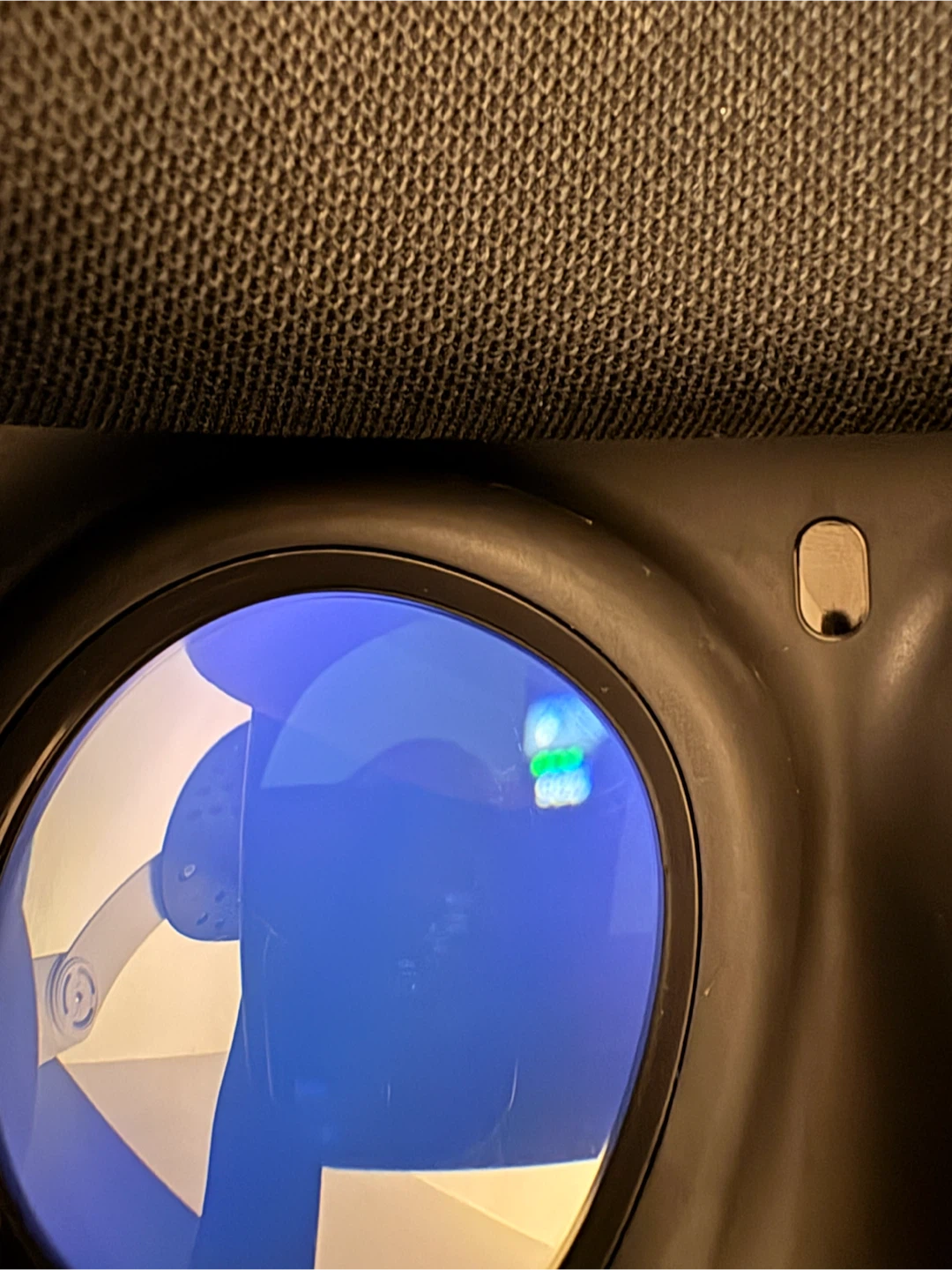 Meta Quest 3 VR Headset with Carrying Case - photo 5