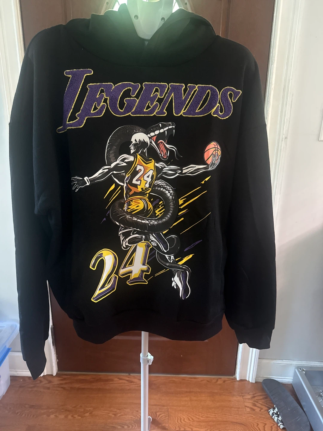 Reason Legends Kobe Bryant 24 Graphic Hoodie Black XL