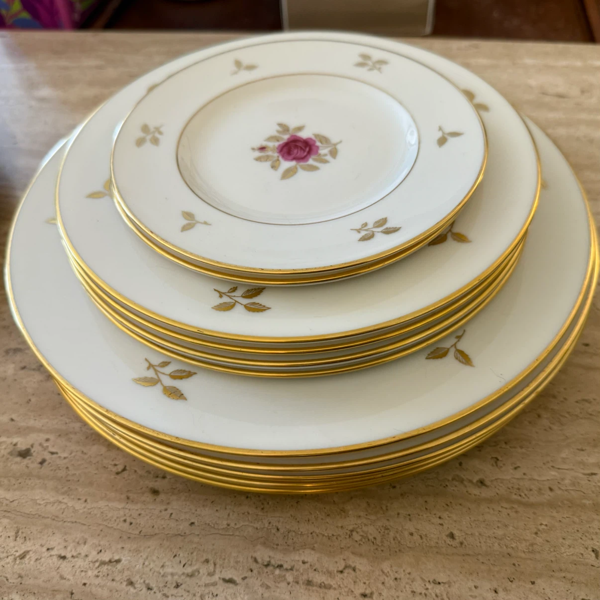 Lenox Rhodora Floral Gold Trim Dinnerware Set – 11 Pieces